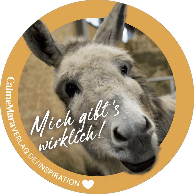 Aufkleber mit einem Foto von der Eseldame Hermine mit der Aufschrift